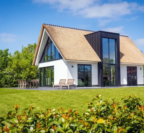 Stengweg 6 – Zomerwoning in lijn met de hoofdvilla img
